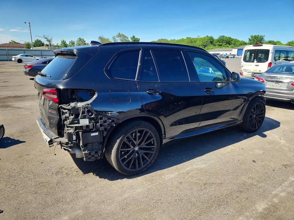 2022 BMW X5 M50I  