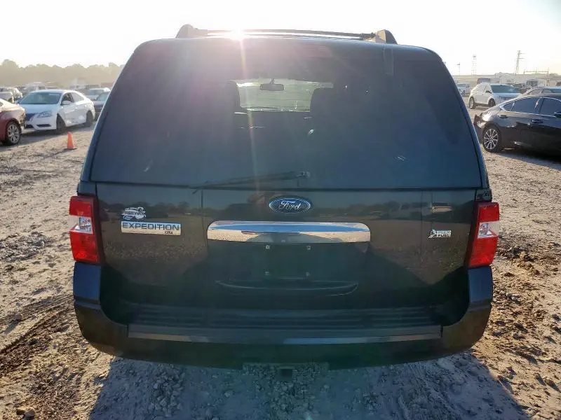 2010 FORD EXPEDITION XLT  