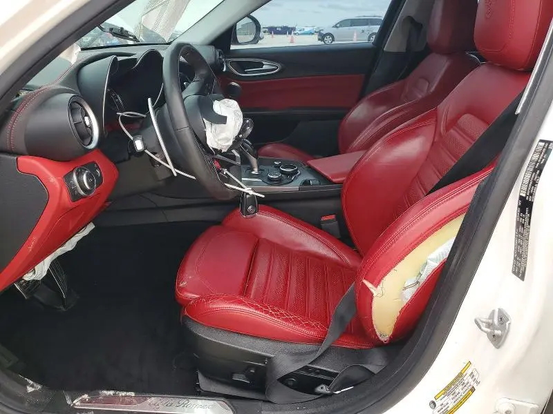 2018 ALFA ROMEO GIULIA TI Q4  