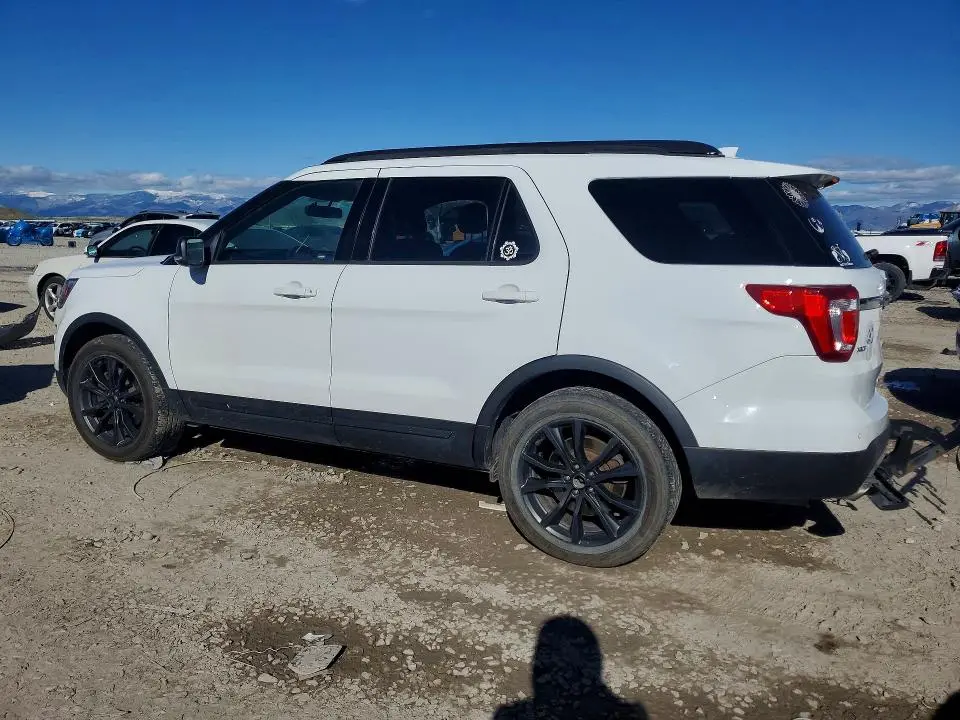 2017 FORD EXPLORER XLT  