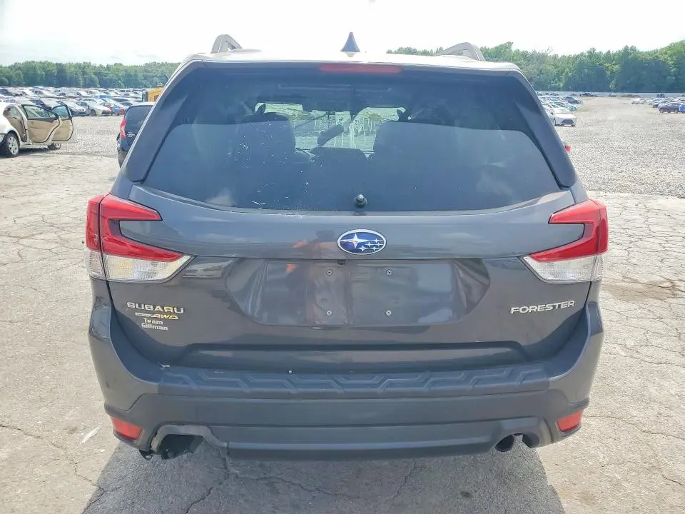 2021 SUBARU FORESTER LIMITED  