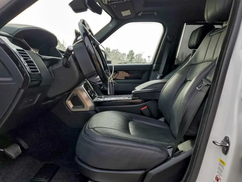 2020 LAND ROVER RANGE ROVER P525 HSE  