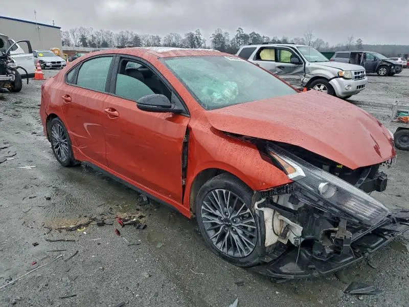 2022 KIA FORTE GT LINE  