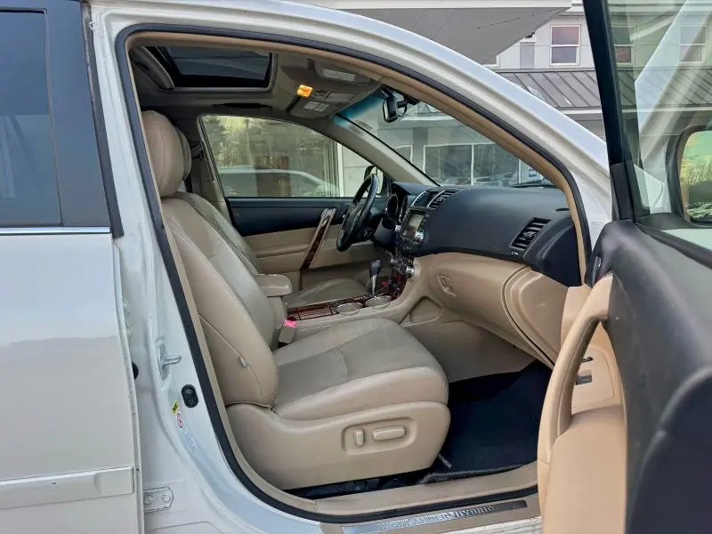 2012 TOYOTA HIGHLANDER HYBRID LIMITED  