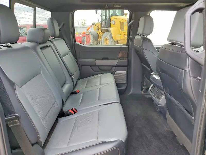 2022 FORD F150 LIGHTNING PRO  