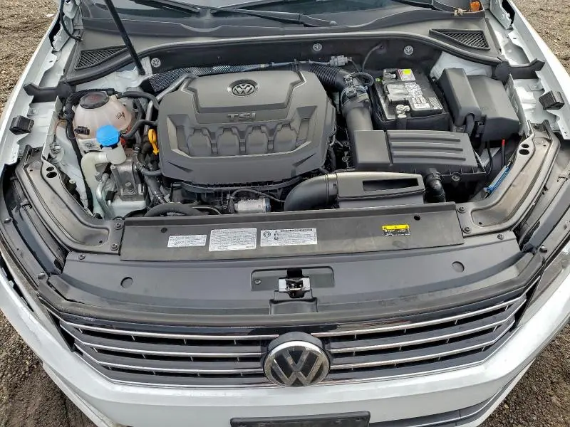 2019 VOLKSWAGEN PASSAT WOLFSBURG  