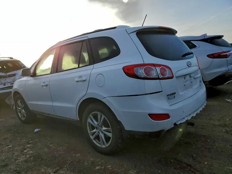 2011 HYUNDAI SANTA FE SE  