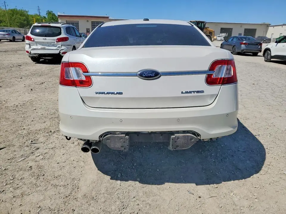 2010 FORD TAURUS LIMITED  