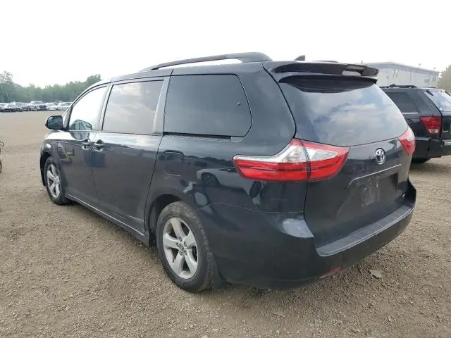 2018 TOYOTA SIENNA LE  