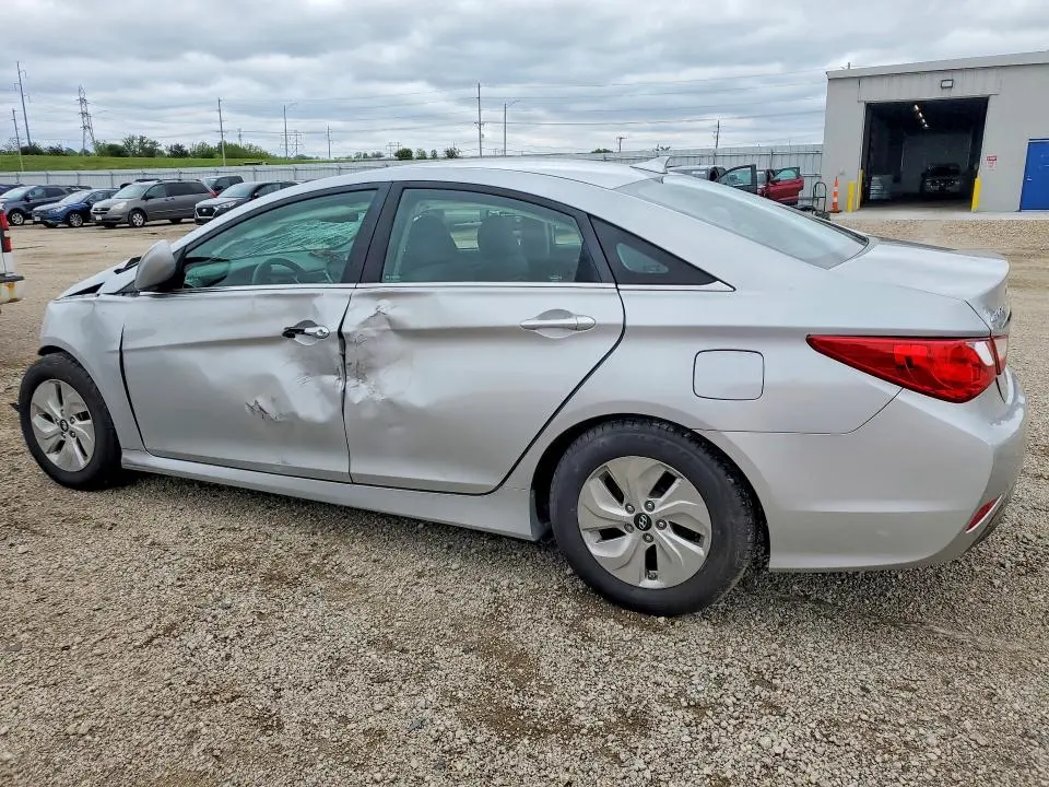 2014 HYUNDAI SONATA GLS  