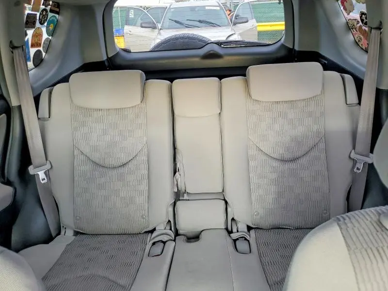 2010 TOYOTA RAV4 BASE  