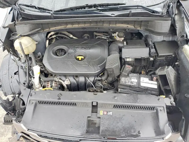 2016 HYUNDAI TUCSON SE  