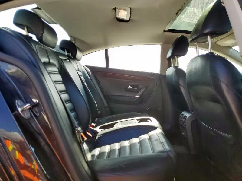2010 VOLKSWAGEN CC VR6 4MOTION  