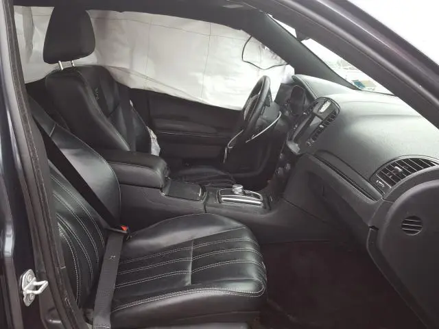 2016 CHRYSLER 300 S