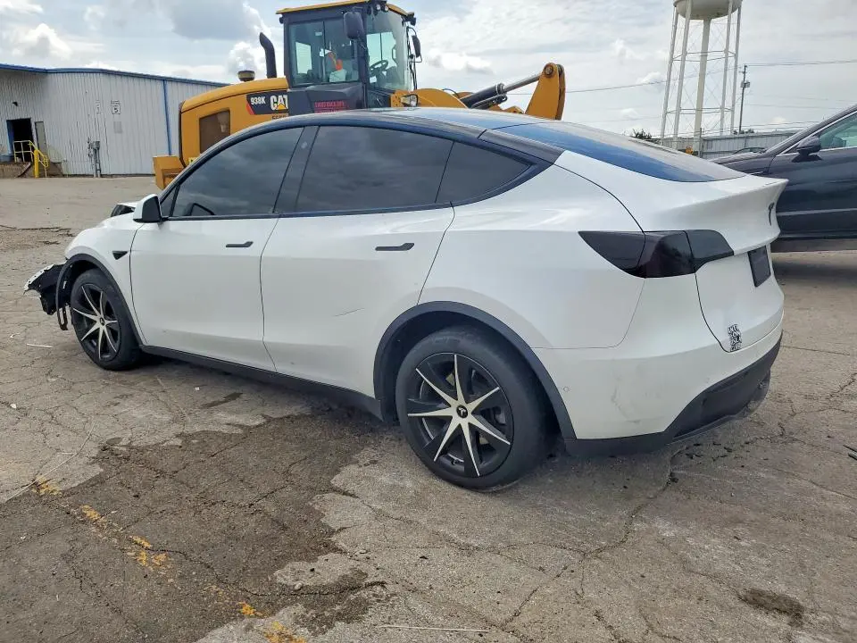 2016 TESLA MODEL Y   