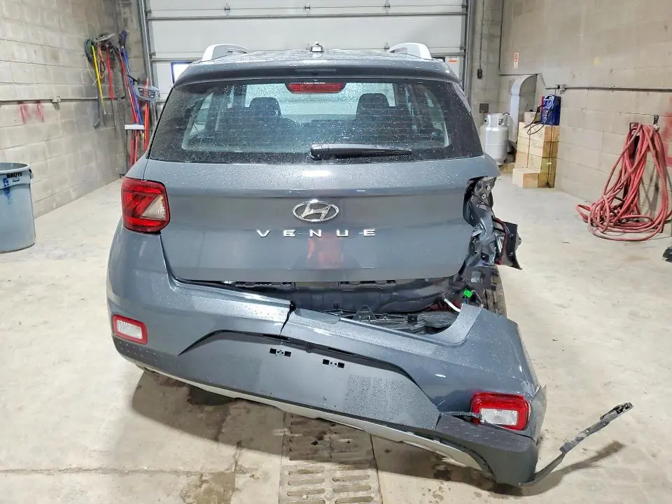 2026 HYUNDAI VENUE SEL  