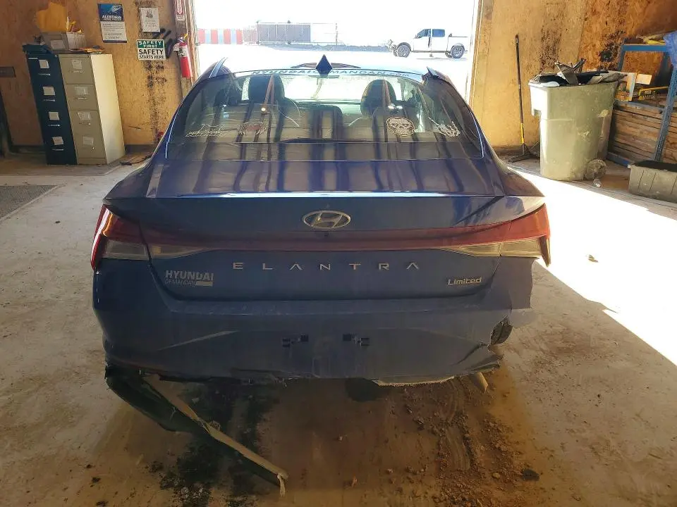2023 HYUNDAI ELANTRA LIMITED  