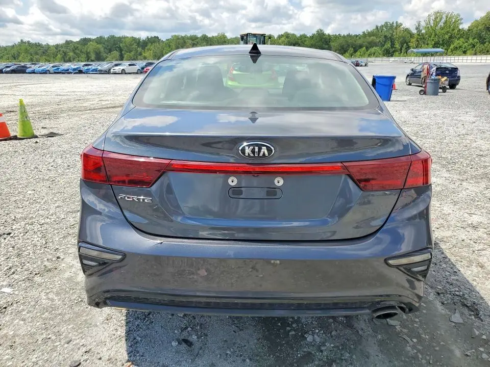 2019 KIA FORTE LXS  