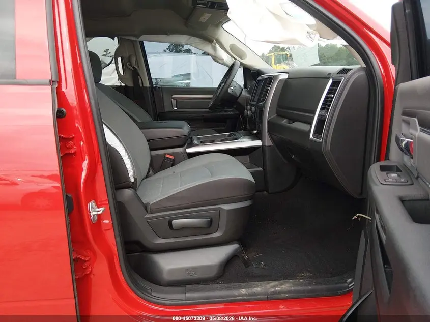 2023 RAM 1500 CLASSIC SLT  4X4 5'7 BOX