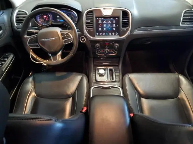 2017 CHRYSLER 300 LIMITED  