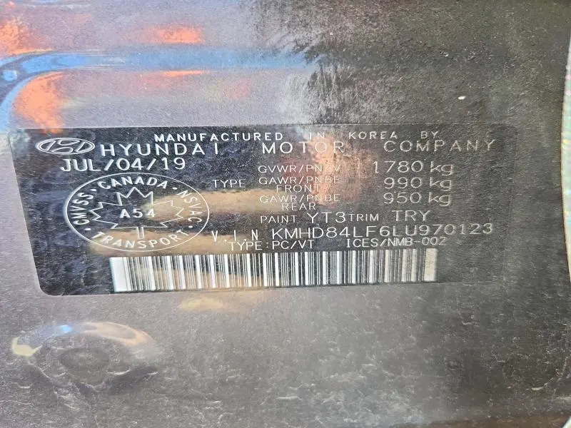 2020 HYUNDAI ELANTRA SEL  