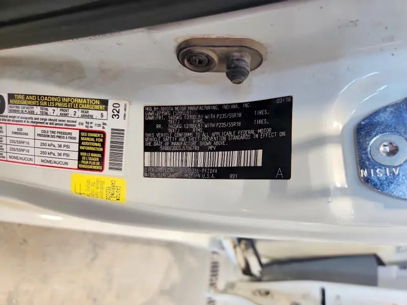 2018 TOYOTA SIENNA XLE PREMIUM 7-PASSENGER  