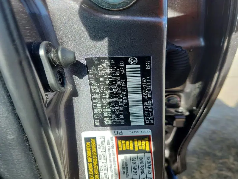 2015 TOYOTA CAMRY LE  