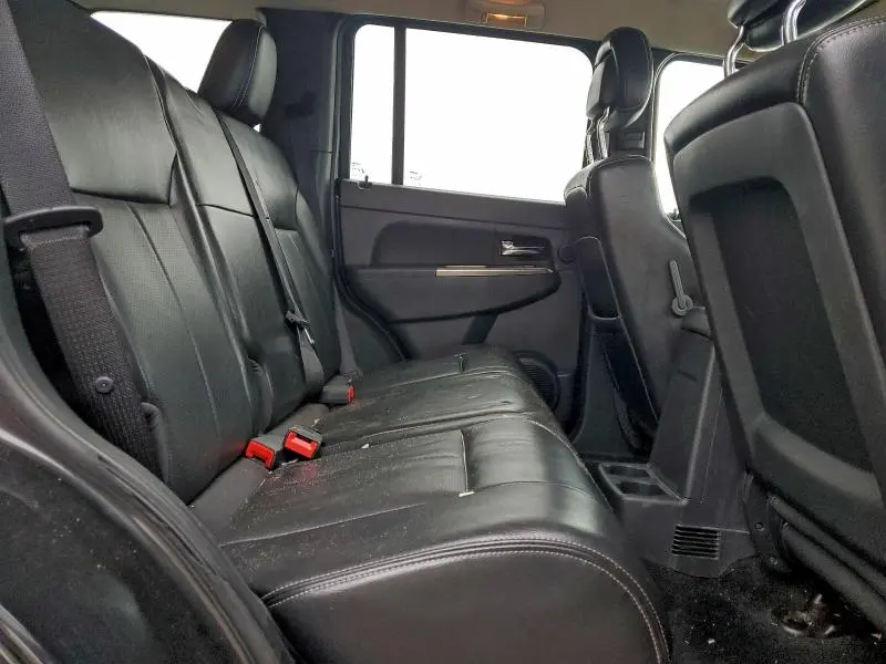 2012 JEEP LIBERTY JET  