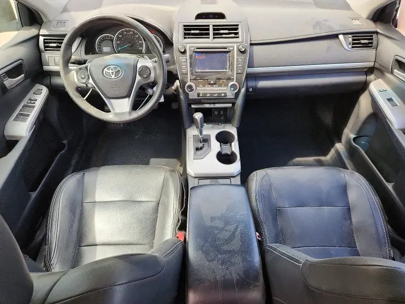 2013 TOYOTA CAMRY SE  