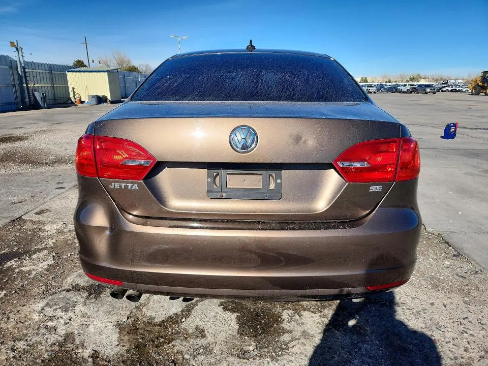 2014 VOLKSWAGEN JETTA SE  