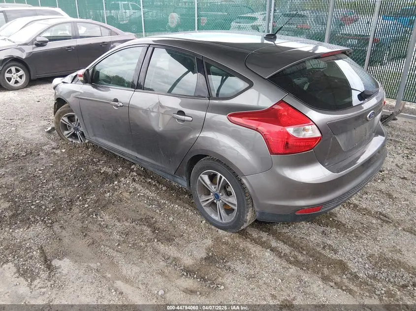 2014 FORD FOCUS SE