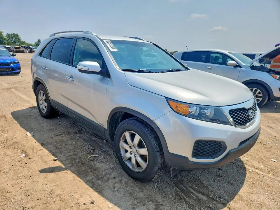 2012 KIA SORENTO LX  
