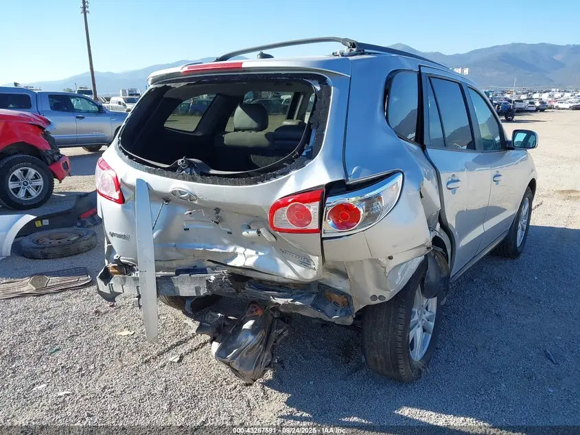 2011 HYUNDAI SANTA FE SE