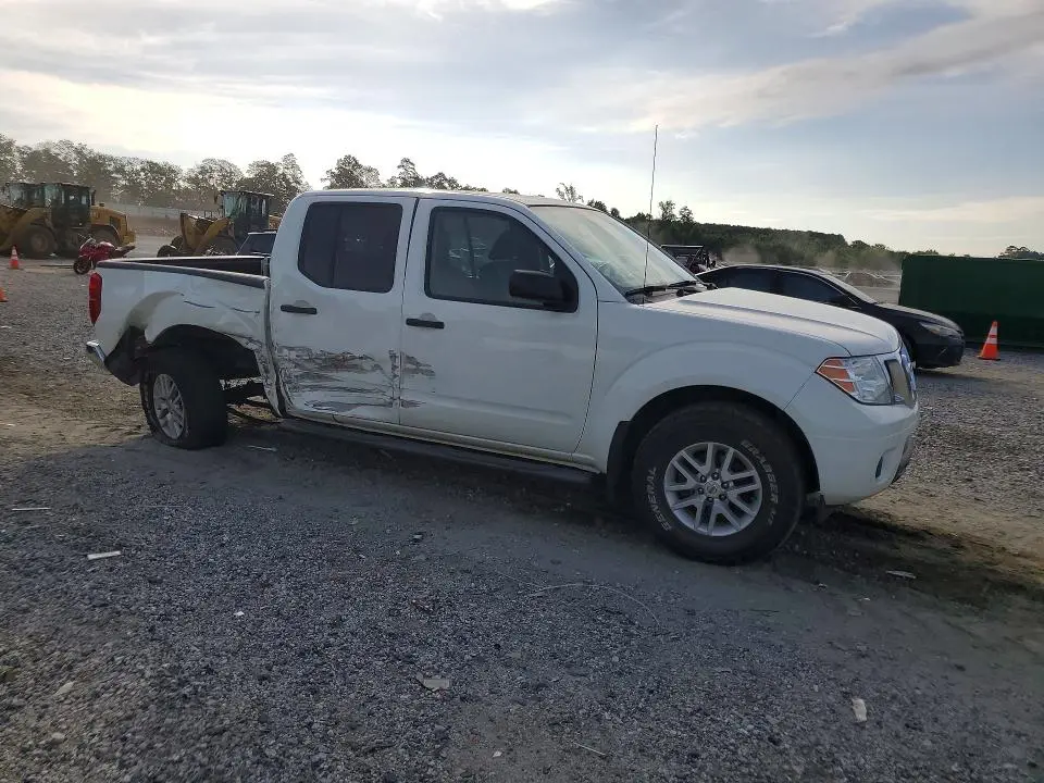 2020 NISSAN FRONTIER SV  