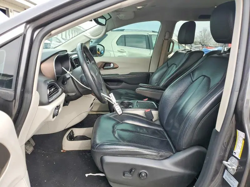 2017 CHRYSLER PACIFICA TOURING L PLUS  