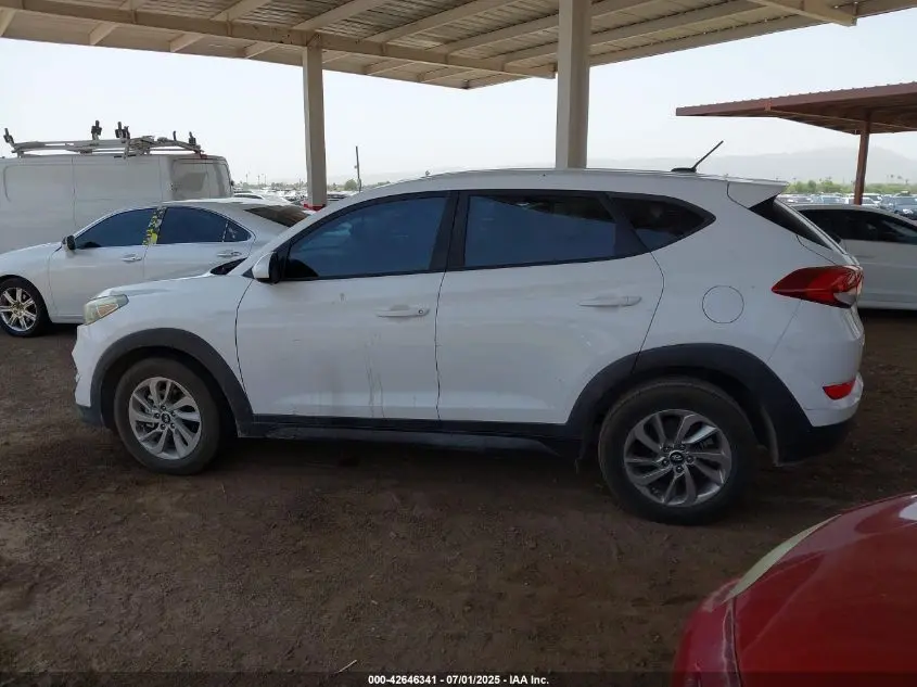 2017 HYUNDAI TUCSON SE