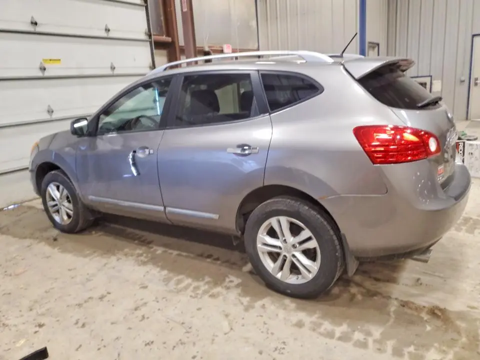 2013 NISSAN ROGUE S  