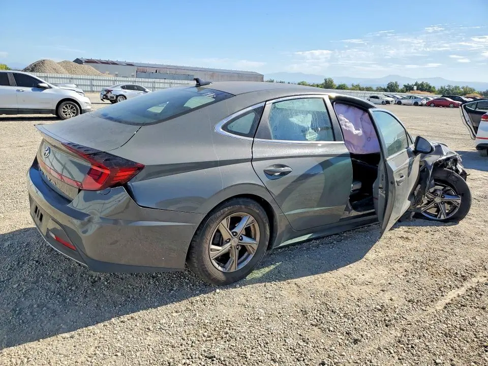 2021 HYUNDAI SONATA SE  
