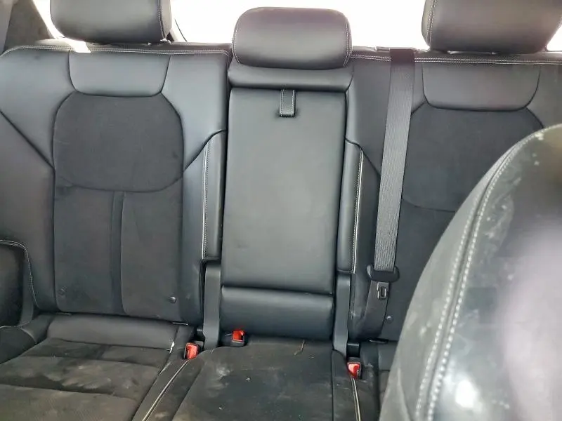 2022 GENESIS GV70 BASE  