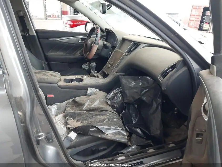 2017 INFINITI Q50 2.0T PREMIUM