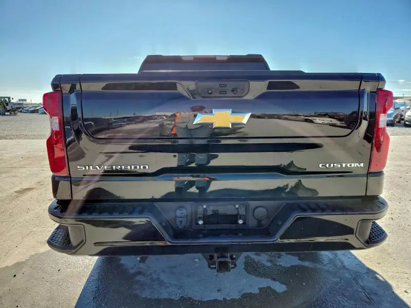 2023 CHEVROLET SILVERADO C1500 CUSTOM  