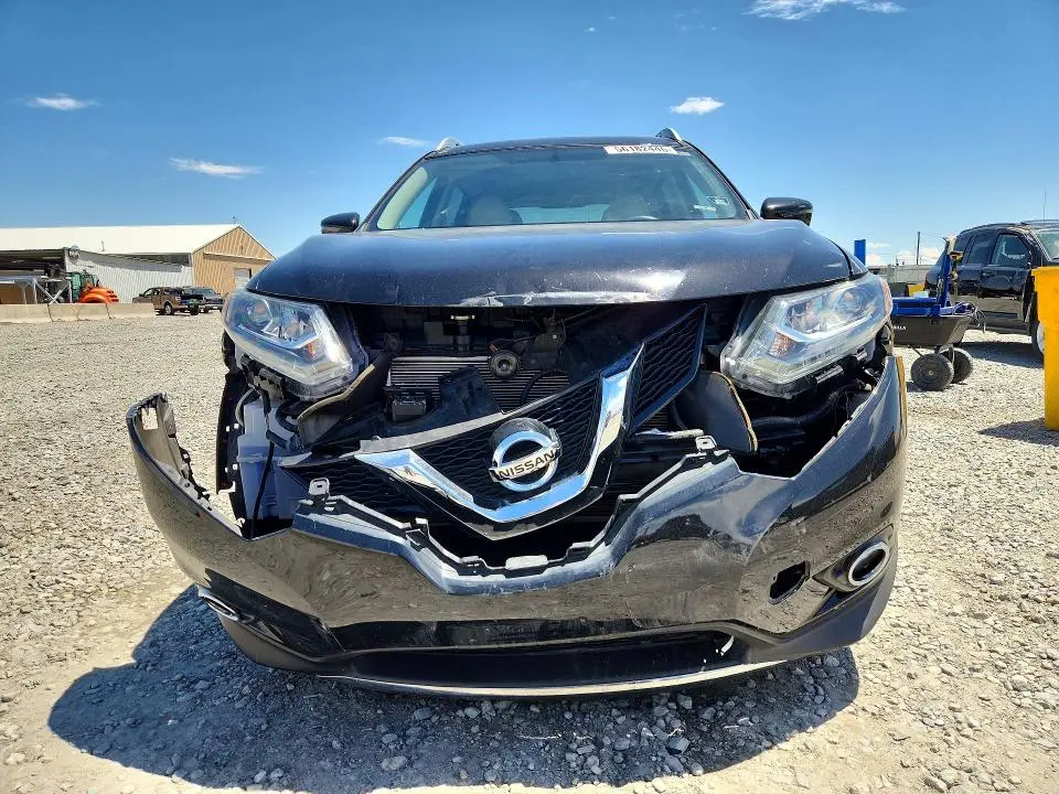 2016 NISSAN ROGUE SL  