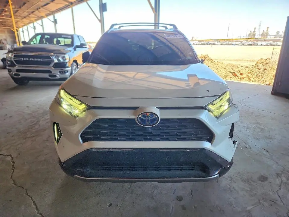 2024 TOYOTA RAV4 XSE  