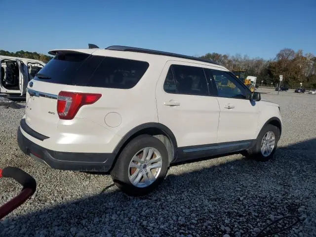 2019 FORD EXPLORER XLT  