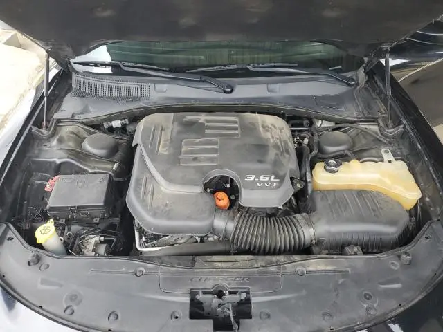 2016 DODGE CHARGER SE  