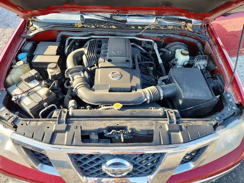 2010 NISSAN FRONTIER SE V6  