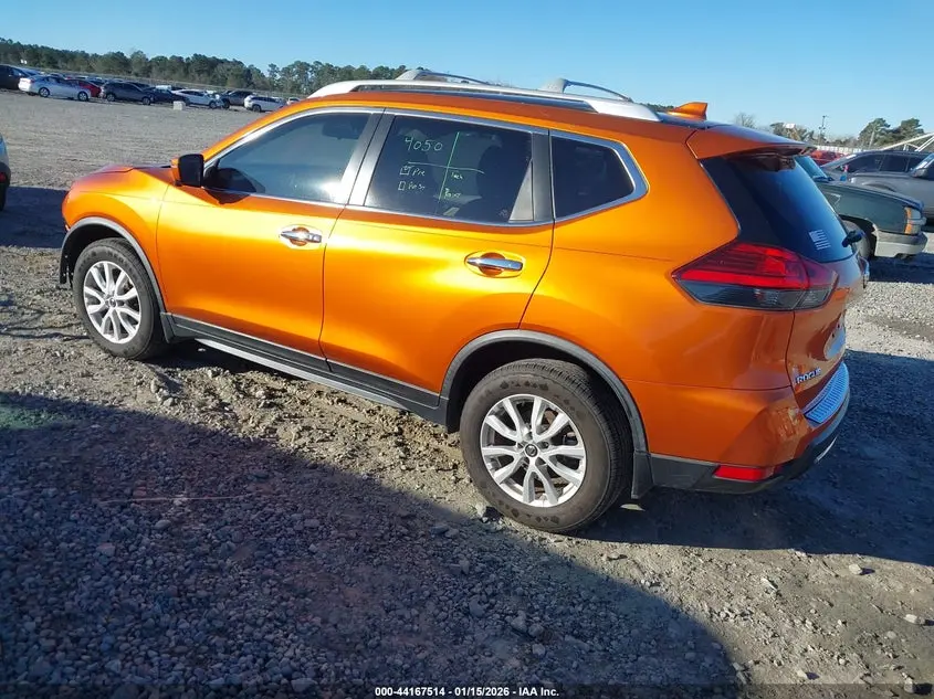 2017 NISSAN ROGUE SV