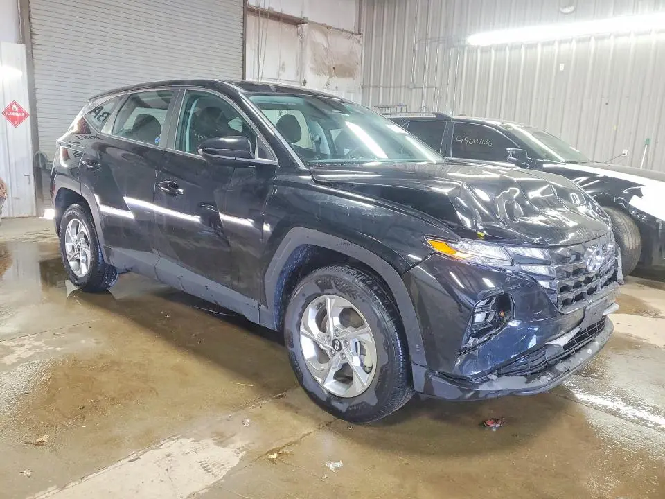 2024 HYUNDAI TUCSON SE  