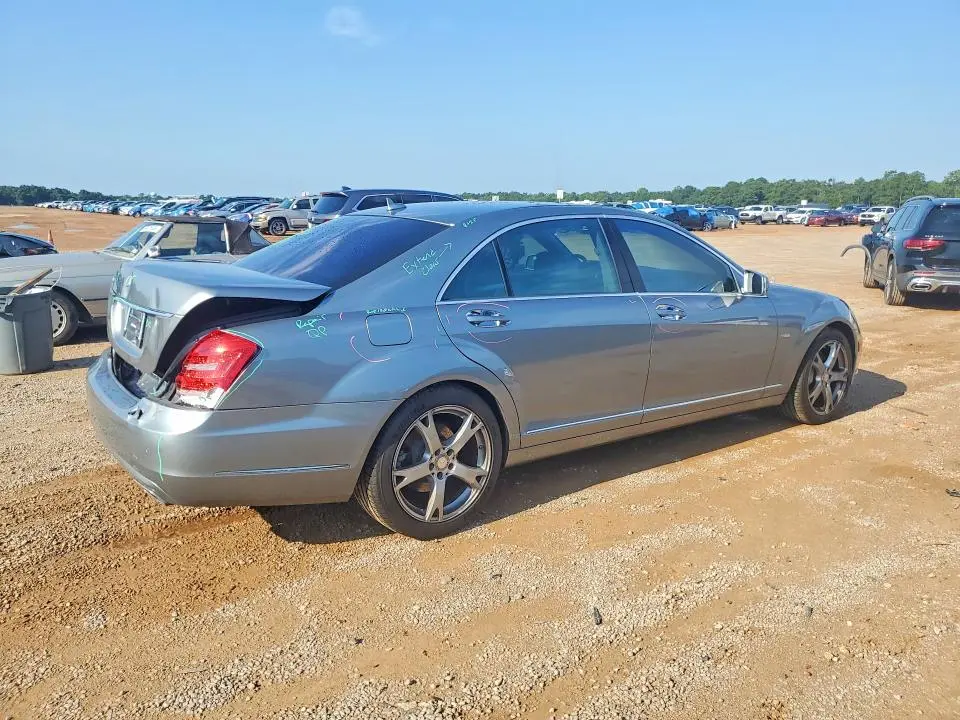 2012 MERCEDES-BENZ S 550  