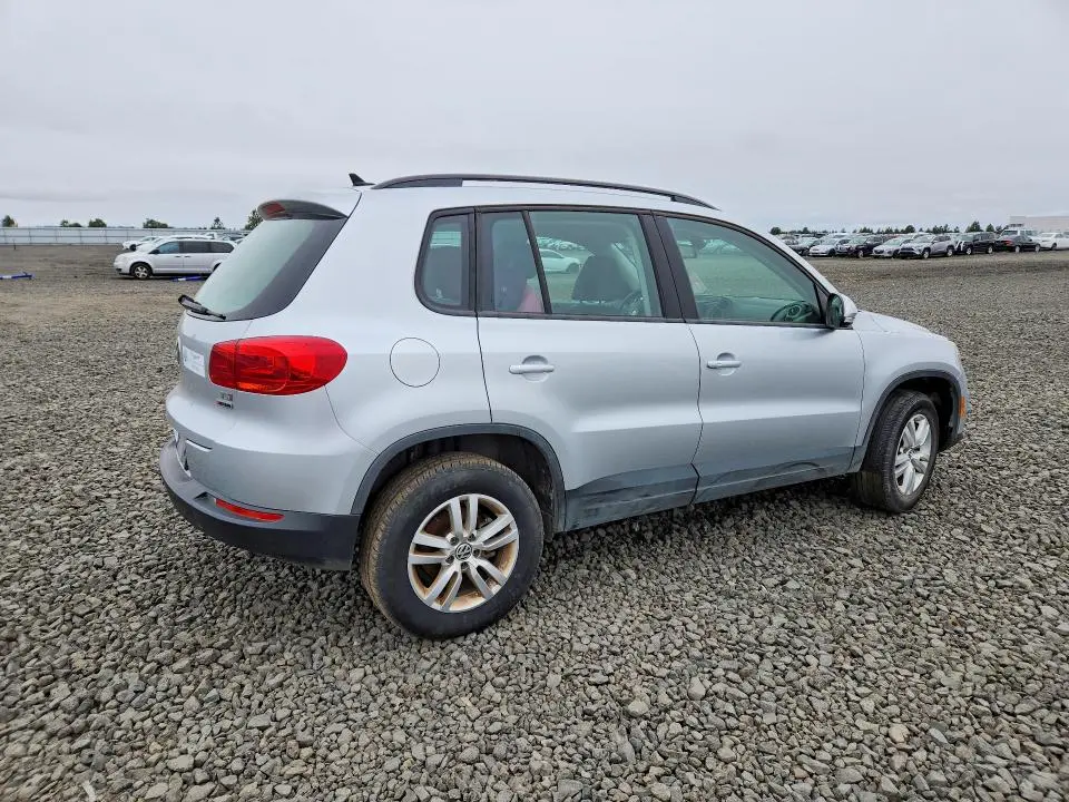 2017 VOLKSWAGEN TIGUAN S  